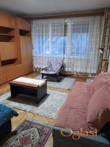 Dvosoban ušuškan stan se izdaje na Podbari